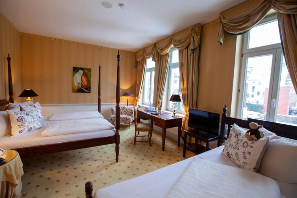 שוורין Hotel Niederlaendischer Hof מראה חיצוני תמונה