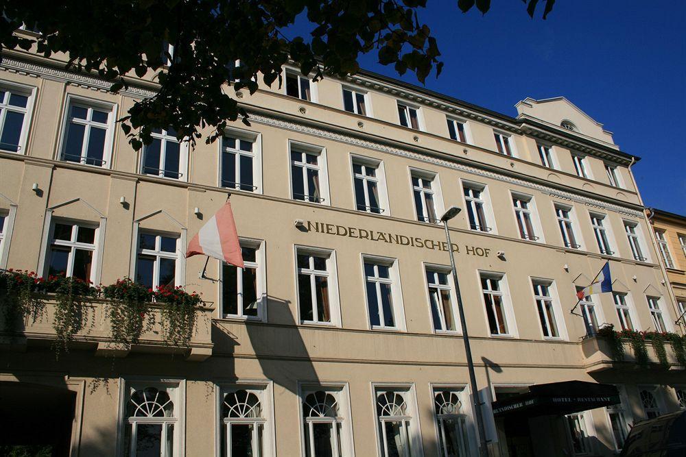 שוורין Hotel Niederlaendischer Hof מראה חיצוני תמונה