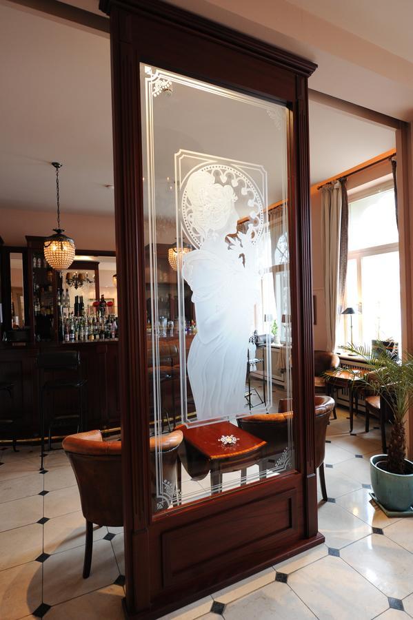 שוורין Hotel Niederlaendischer Hof מראה חיצוני תמונה