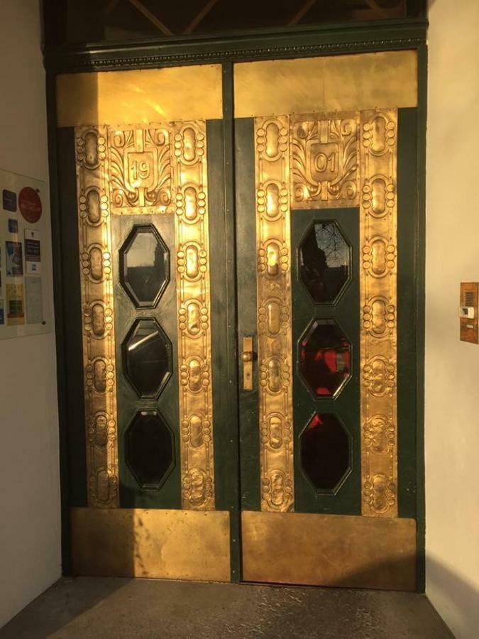 שוורין Hotel Niederlaendischer Hof מראה חיצוני תמונה